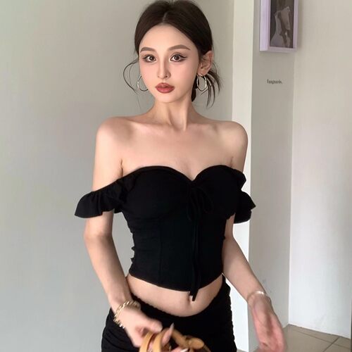 一字肩冷艳御姐抹胸短款吊带上衣黑色荷叶边性感宴会勾魂衣服夏季