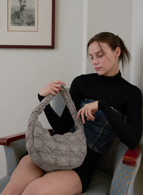 韩国自创品牌ALKI ALKA褶皱手提包时尚腋下包韩国品质菱格云朵包