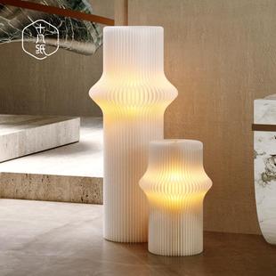 十八纸圆柱展示柜架子灯光展示货架商场展会置物件展示陈列展架