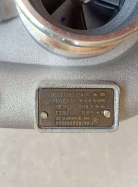 天雁 江雁J60L3 TY4L00 TY2084 B9200云内装载机小铲车涡轮增压器