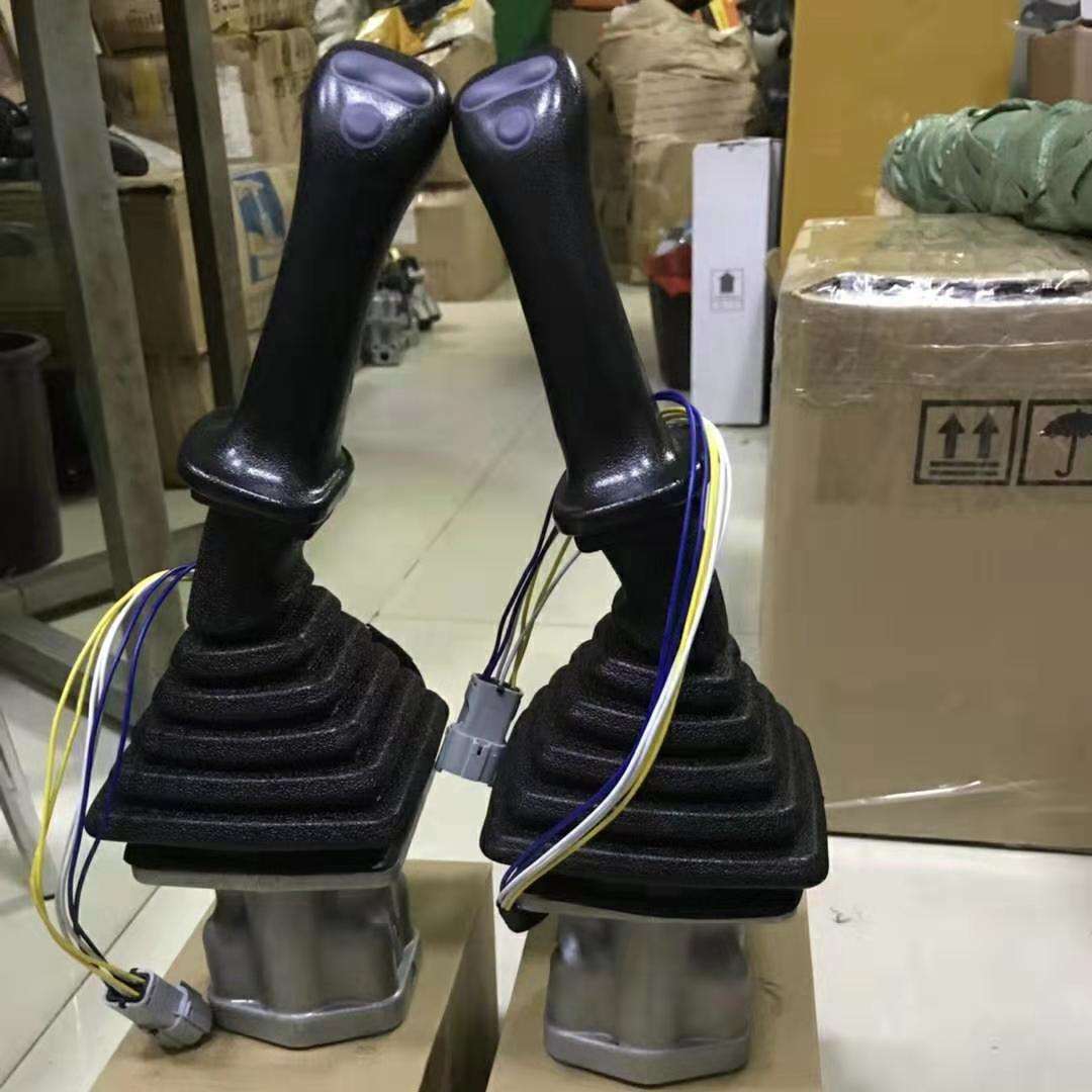 斗DX系列操纵杆总成：DX150、DX260、DX300、DX380、DX420、DX500