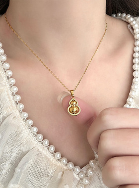 新中式旋转小葫芦项链女钛钢不掉色精致百搭轻奢高级设计感锁骨链