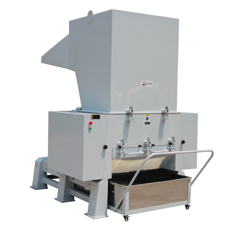 洛阳-乳液聚合丁苯橡胶破碎机,将橡胶料切成不规则颗粒回收利用