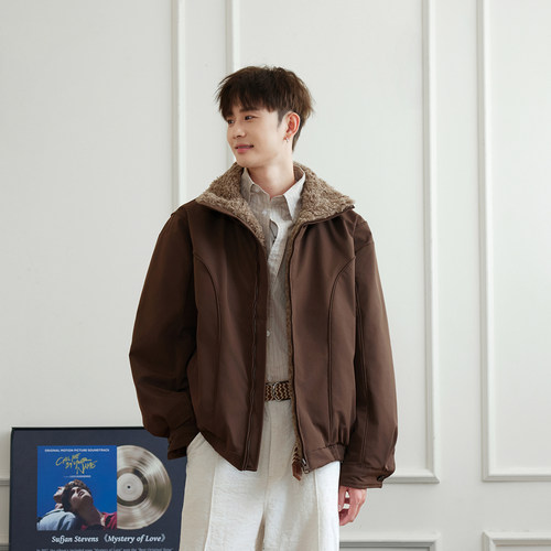 美式复古工装翻领拼接90绒羽绒服