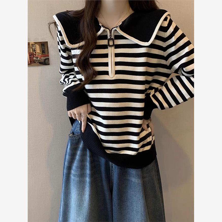 加码美国条纹翻领女式运动衫2025新的春秋季和冬季胖毫米设计对比