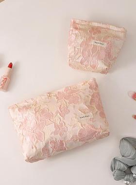 浮雕大花朵化妆包便携式大容量旅行随身洗漱包口红护肤品收纳包