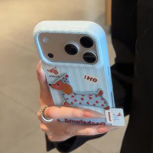适用iPhone17promax新款皮纹手机壳苹果17/16/15pro腊肠狗小米17/15ins风Reno14个性findX9卡通vivos30保护套
