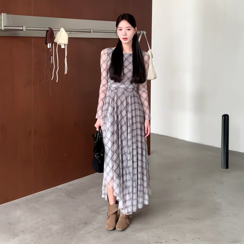 法式轻熟网纱拼接显瘦连衣裙