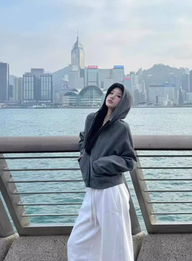 女式短款卫衣外套女春秋季宽松连帽开衫韩系穿搭薄款上衣显瘦显高