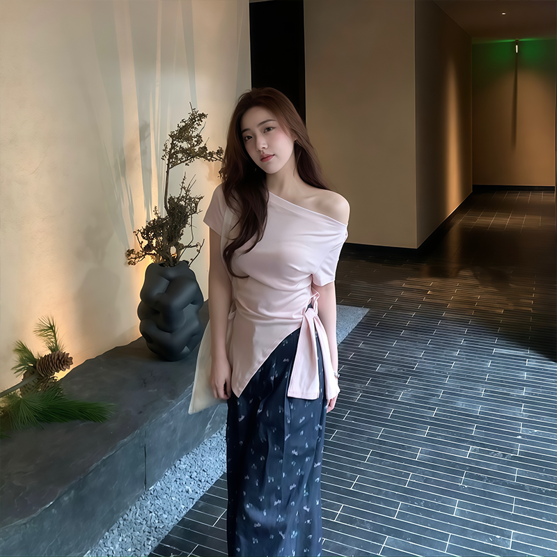 纯欲露肩一字领ins显瘦收腰短袖上衣女夏季新款法式洋气百搭T恤