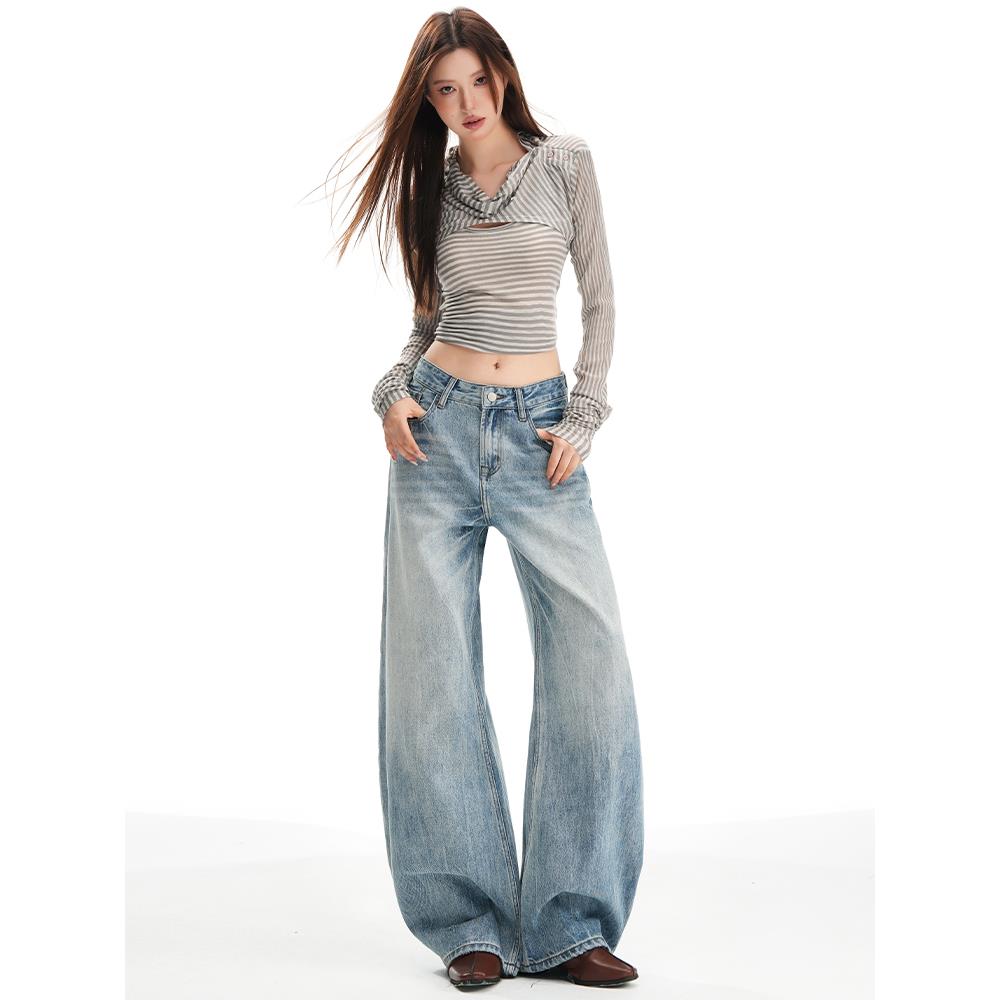 水洗浅蓝色弯刀阔腿牛仔裤女秋季2025新款高个子显瘦宽松直筒裤子