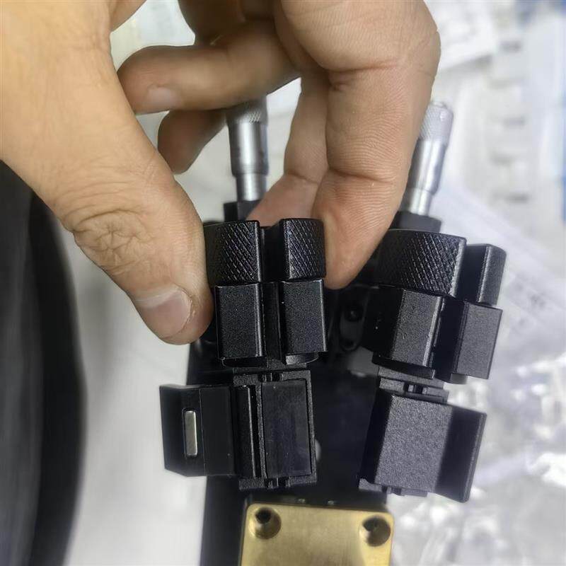 光纤旋转夹持治具 可夹持125um裸光纤旋转夹具0.9 2.0 3.0