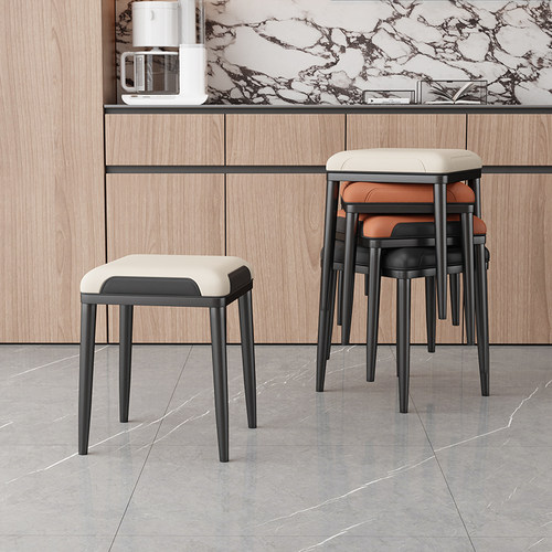 现代都市意式餐凳家用简约餐厅凳子轻奢高级感可叠放软包小凳子