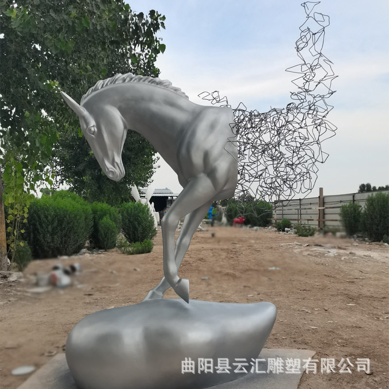 马头铁艺摆件酒店大堂售楼处大型落地雕塑艺术装置工艺品玻璃钢