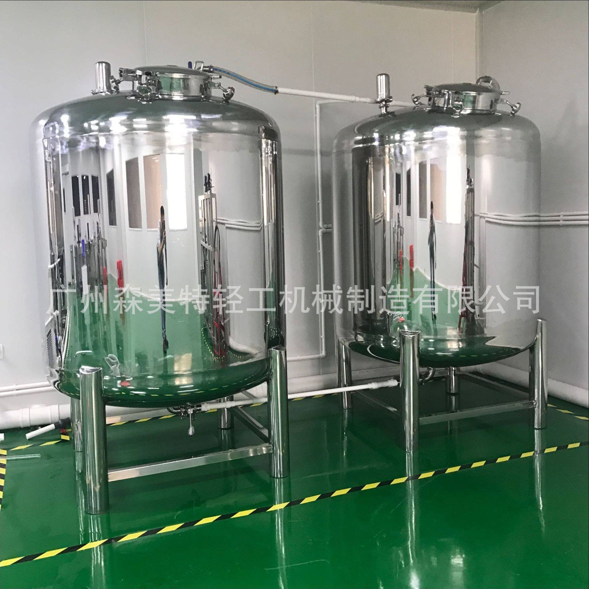 304液体化工储罐立式不锈钢化工储存罐化工液体储料罐