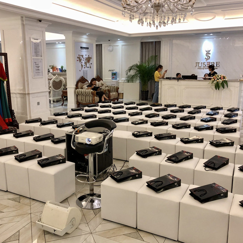 会展户外婚礼吐司凳活动方凳白色黑色面包凳皮凳走秀长条凳车展凳