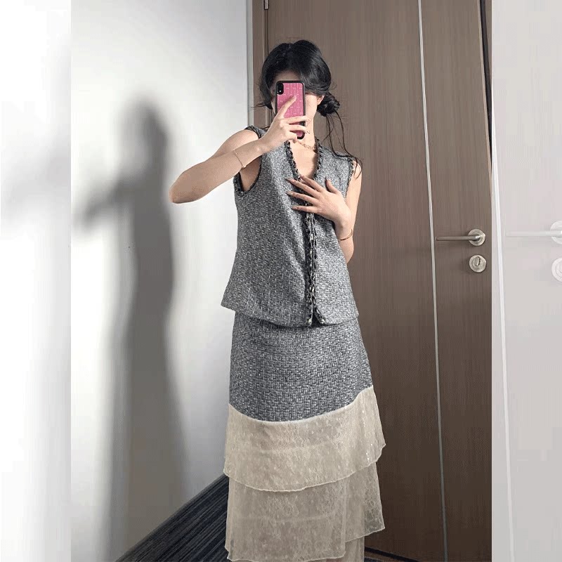 灰色小香风无袖两件套装