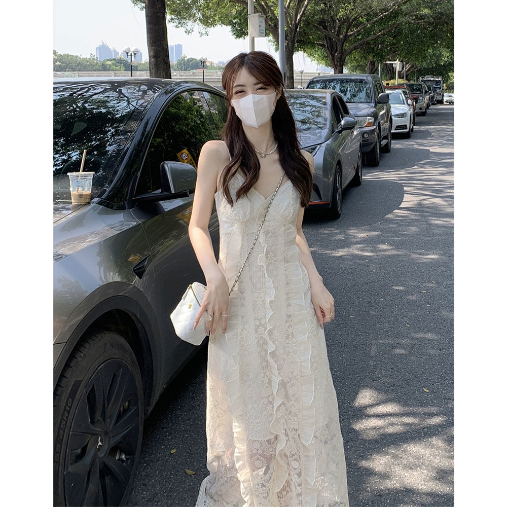 法式蕾丝吊带连衣裙女收腰气质漂亮仙女裙性感度假长裙