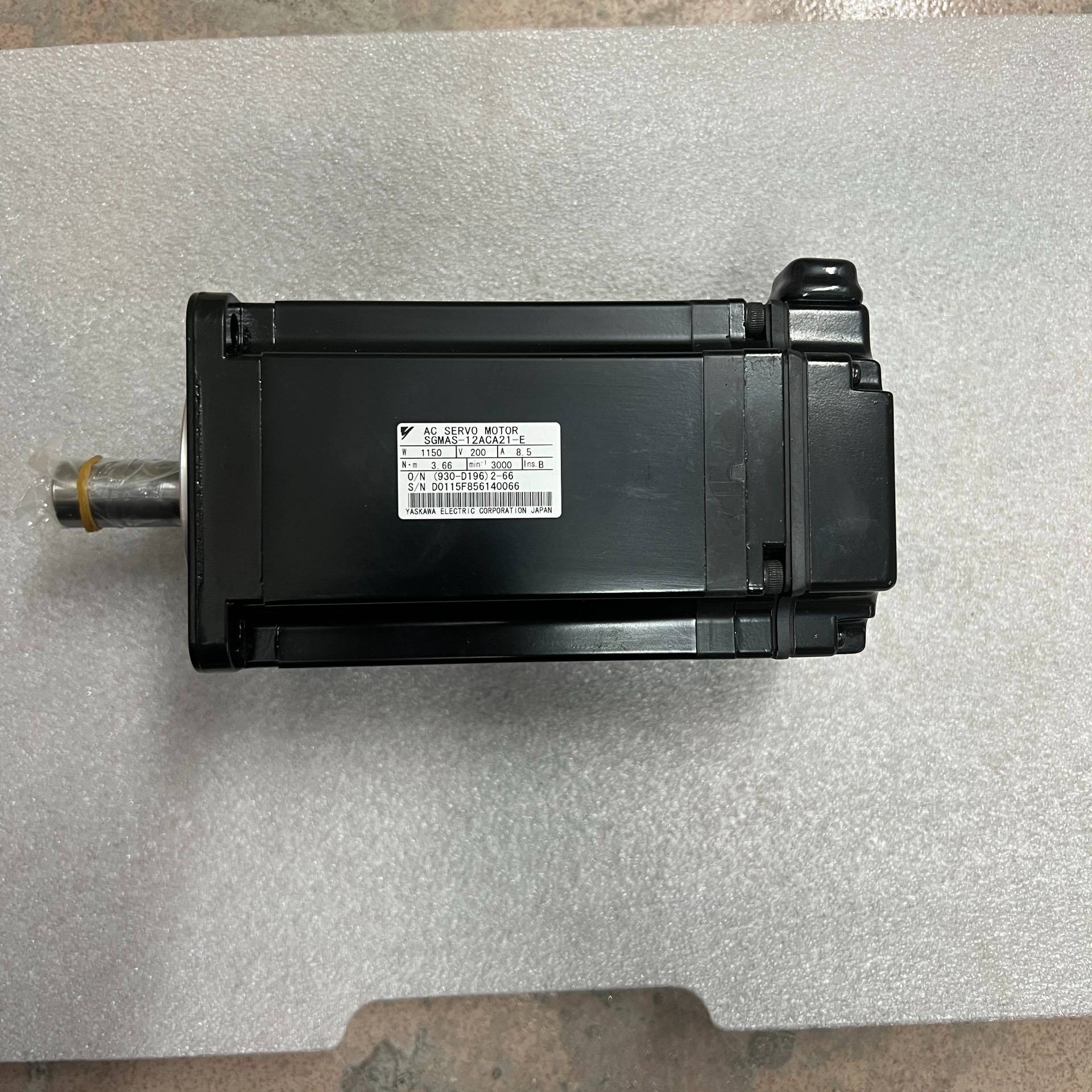 安川电机SGMAS-12ACA21-E议价 也可为维修！！