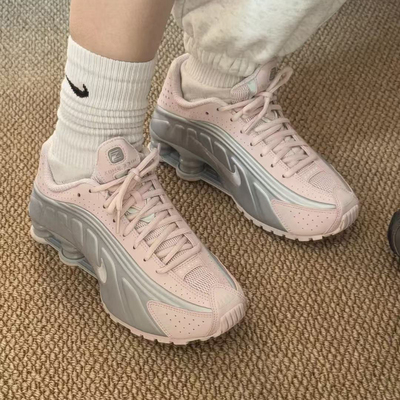 NikeShoxR4BarelyRose跑步鞋