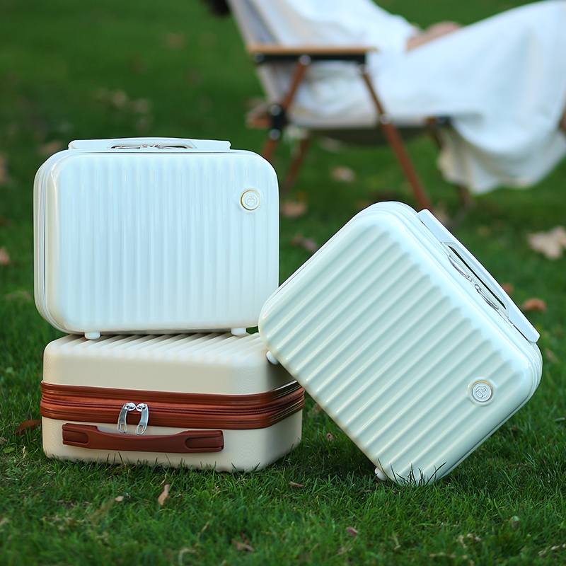 防泼耐磨大容量化妆箱轻巧便携款