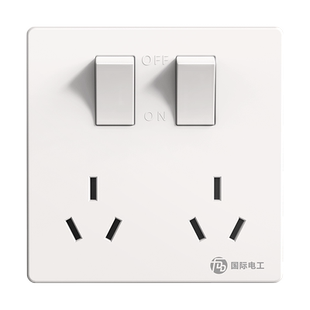 国际电工带开关控制的插座面板厨房专用免插拔多孔位扩展二开六孔