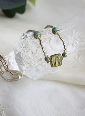 月似弓原创项链【绿夏】浅绿捷克珠百搭艺术感小众锁骨链