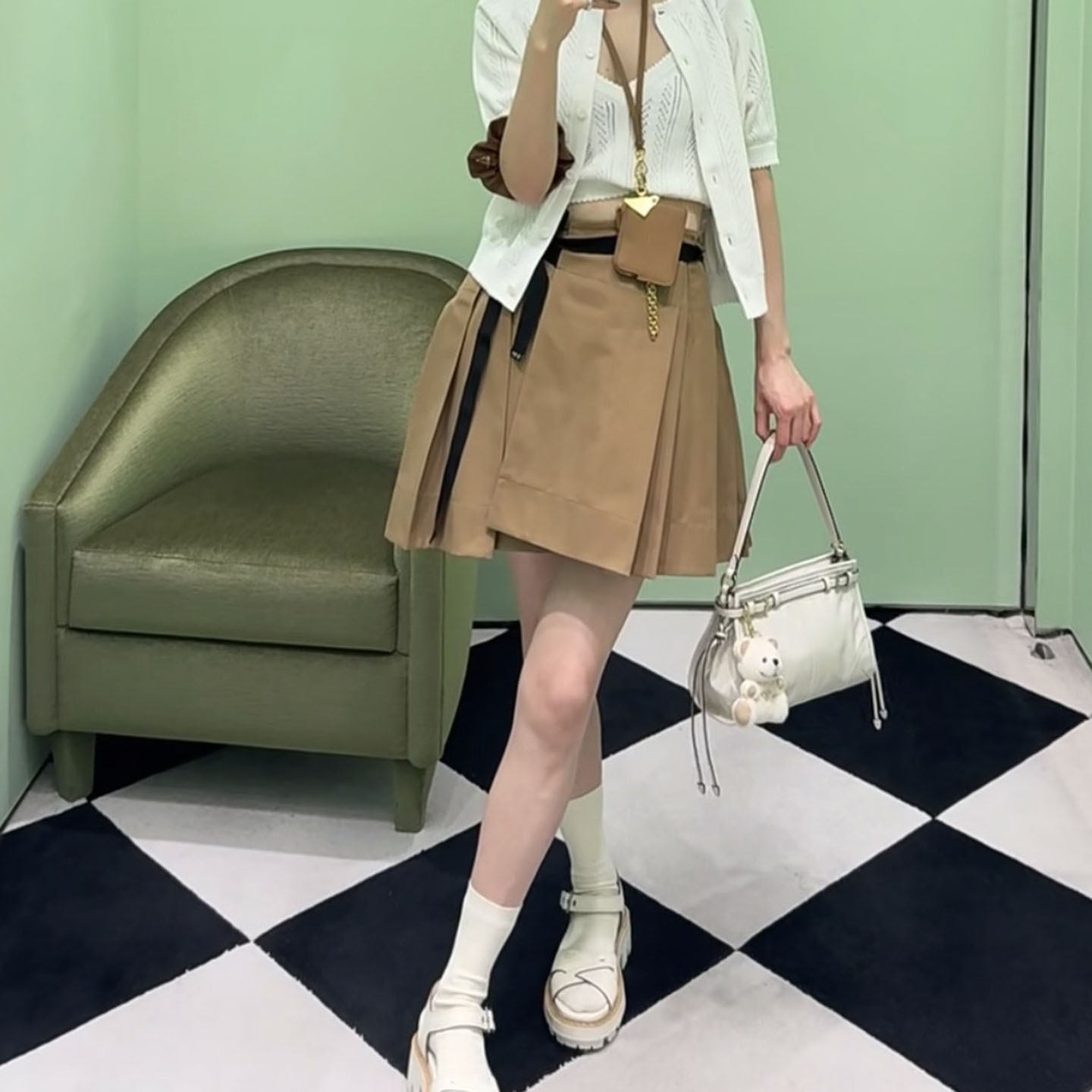 棉混纺压褶腰带休闲风低腰半裙女