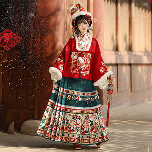 玉指捻-繁花似锦 明制汉服女2025新款冬季加厚新年拜年服马面古装