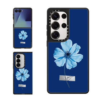 CASETiFY蓝花轻贴时尚潮牌手机壳