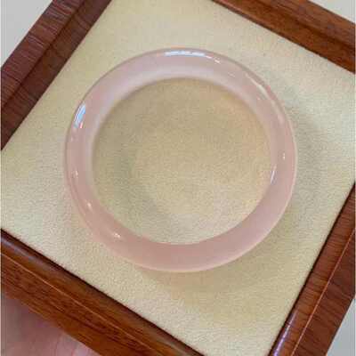 天然冰种玛瑙玉髓手镯女收藏级