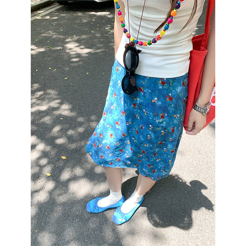 曾小咸 韩系蓝色碎花半身裙女春夏季新款裙子小个子包臀裙a字中裙