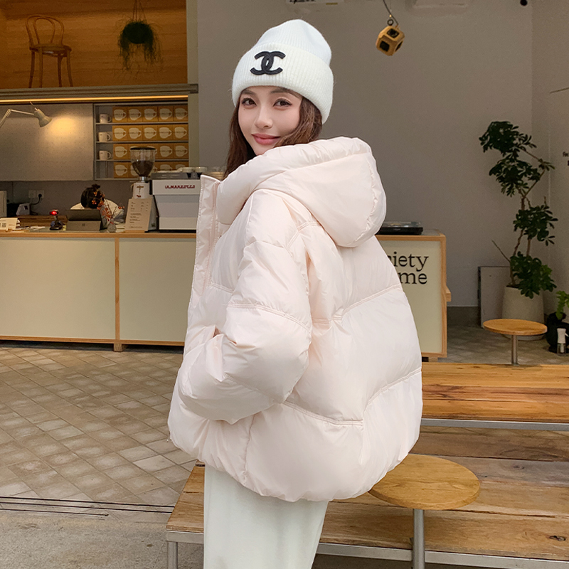 漫舞精灵韩版短款连帽时尚羽绒服