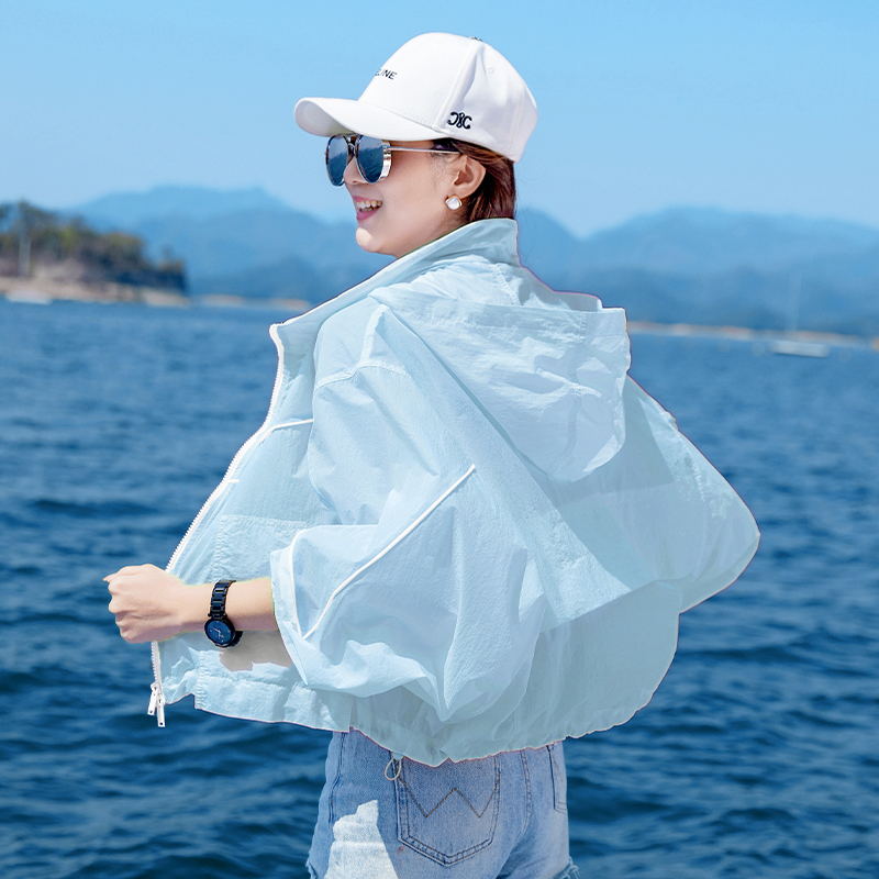 夏季超火轻薄防晒衣女2025新款女款宽松休闲蝙蝠袖防紫外线薄外套