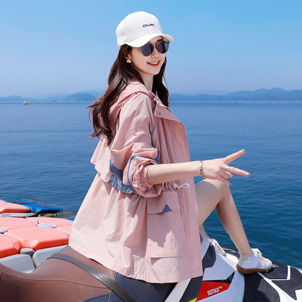 牛仔拼接休闲薄款风衣外套女初秋季2025新款中长款宽松时尚防晒衣