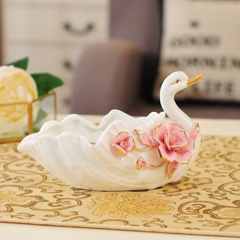 轻奢天鹅陶瓷烟灰缸摆件家居装饰桌面摆件