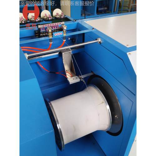 触摸屏时显示生产数据经实机LC系纱统控制P倒线机HRD-838高速倒线