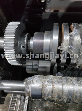 厂家直销 粗纺梳毛机配件 BC272GFH 120203 右轴承座