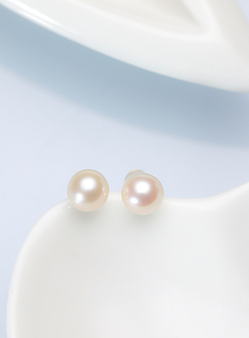 Audrey Pearl18K金淡水珍珠耳饰4.5-5mm V201-D412