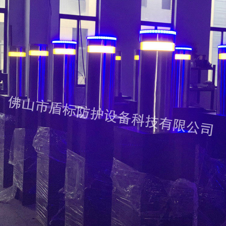304不锈钢LED灯全自动升降柱圆柱路桩防撞伸缩升降柱禁止停车路障