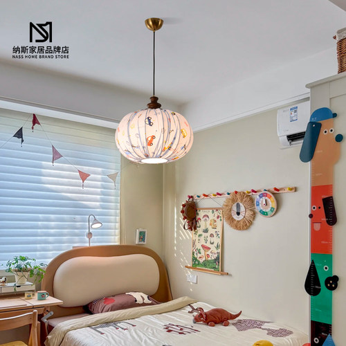 中古风儿童房卡通全光谱护眼吊灯