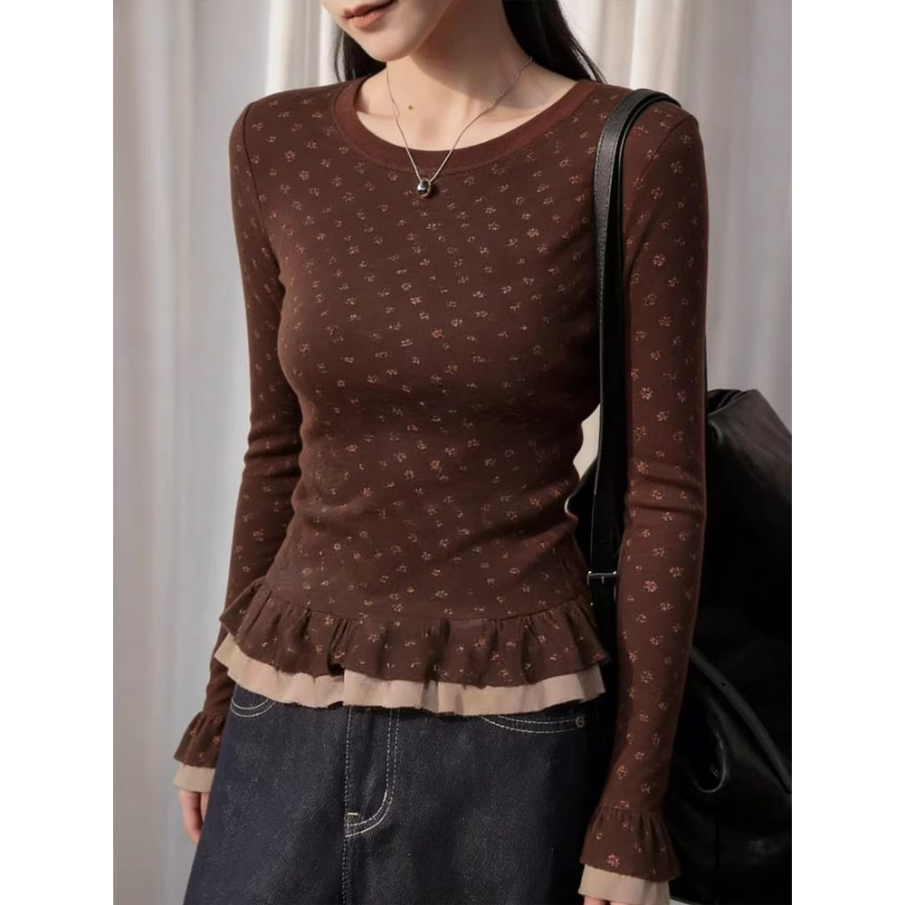 螺纹德绒喇叭袖圆领正肩长袖T恤女秋冬修身上衣