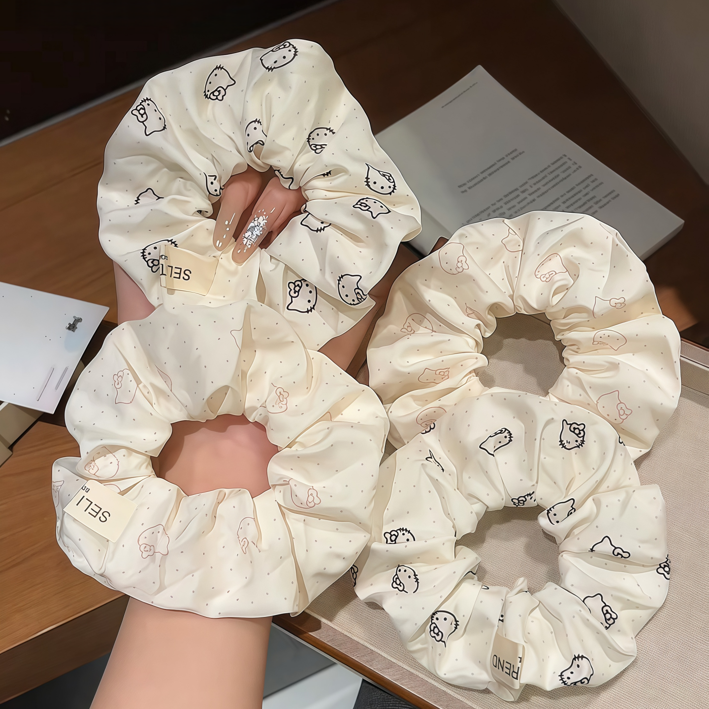 可爱卡通KT猫波点大肠发圈女高级感短发发圈高弹力低马尾头绳皮筋