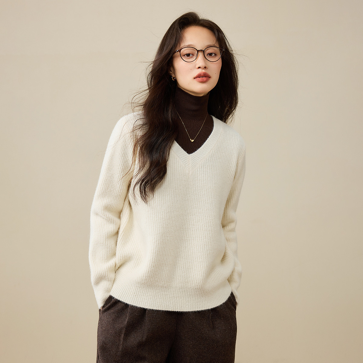 茵曼2025秋季新款宽松正肩