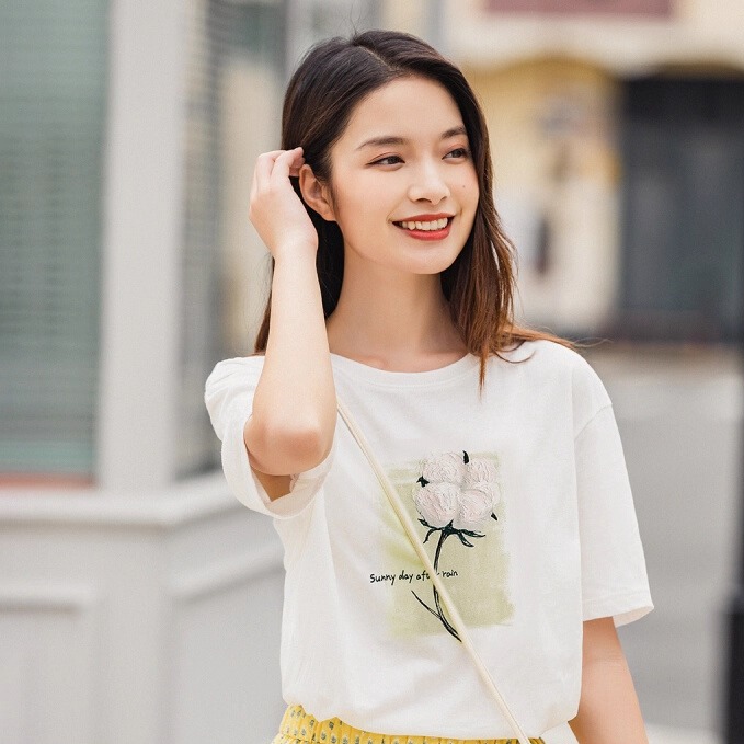 茵曼纯棉文艺立体印花短袖