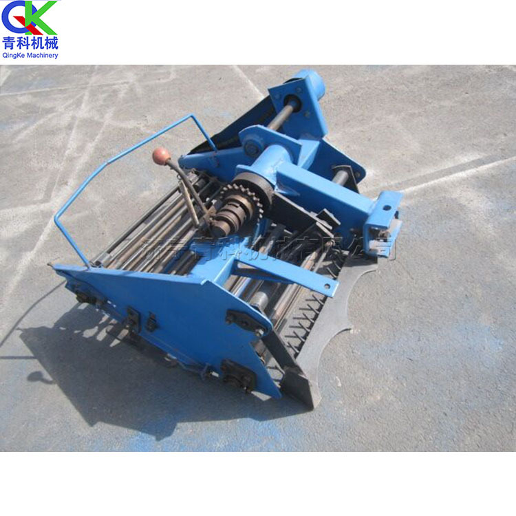 红薯土豆收获机  农用薯类收割设备  牵引式收割机