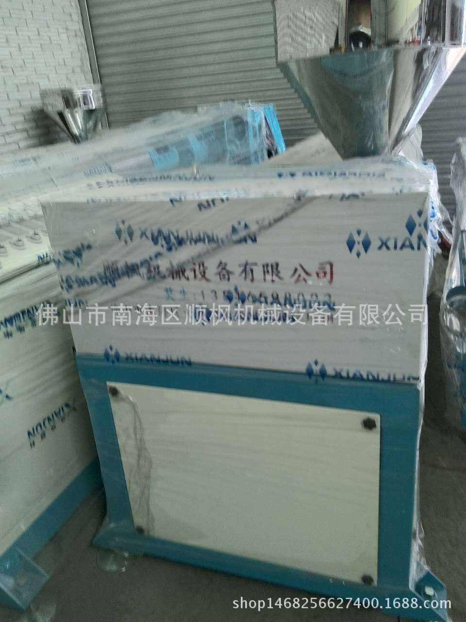 顺枫机械厂家供应亚克力挤出机PMMA立柱气泡棒设备配套模具