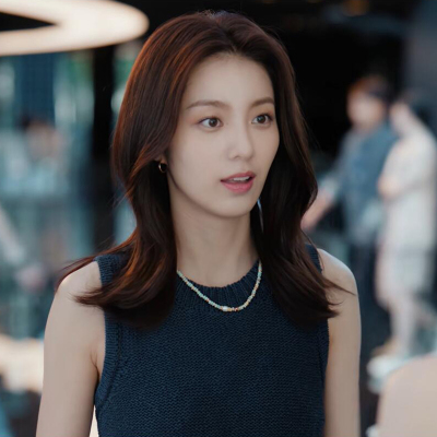 许我耀眼乔琳同款万鹏毛衣背心女