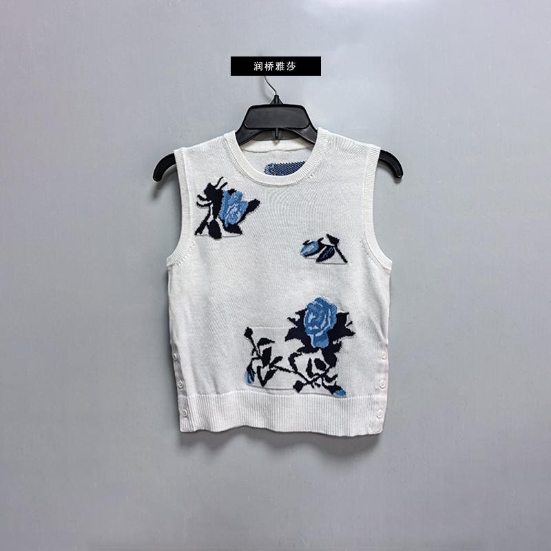 现在拨打的电话同款花朵针织背心