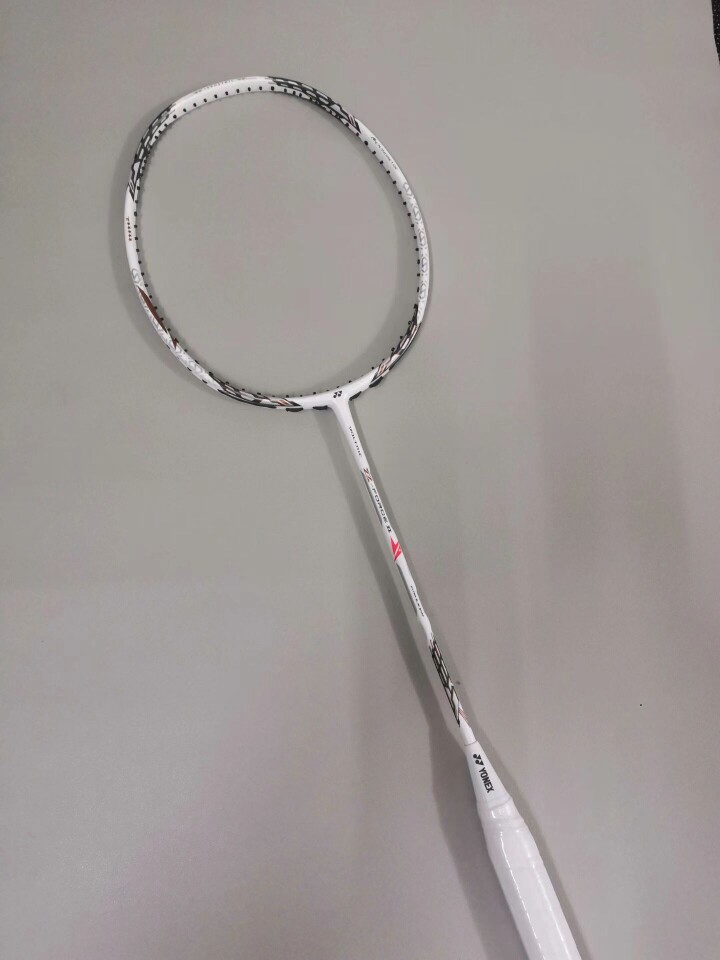 哪儿买 VOLTRIC Z-FORCE Ⅱ LD 红/黄 VTZF2LD 黄林丹 红林丹 二姐夫 羽毛球拍 尤尼克斯YONEX 威力系列 中羽 ...